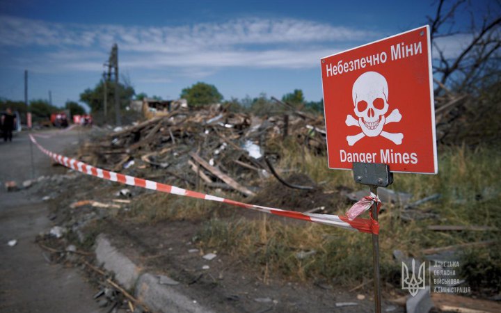 Луганщина: під обстрілом загинули три людини, один чоловік підірвався на міні